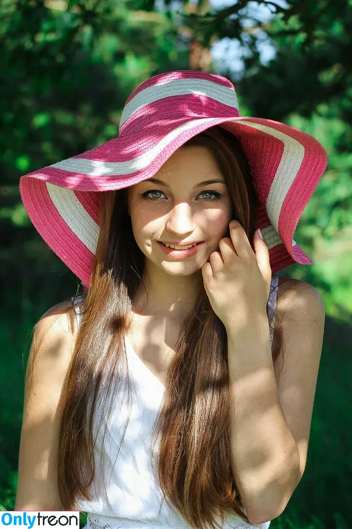 Julia Wieniawa голая photo #0094 (Narkiewicz / juliawieniawa)