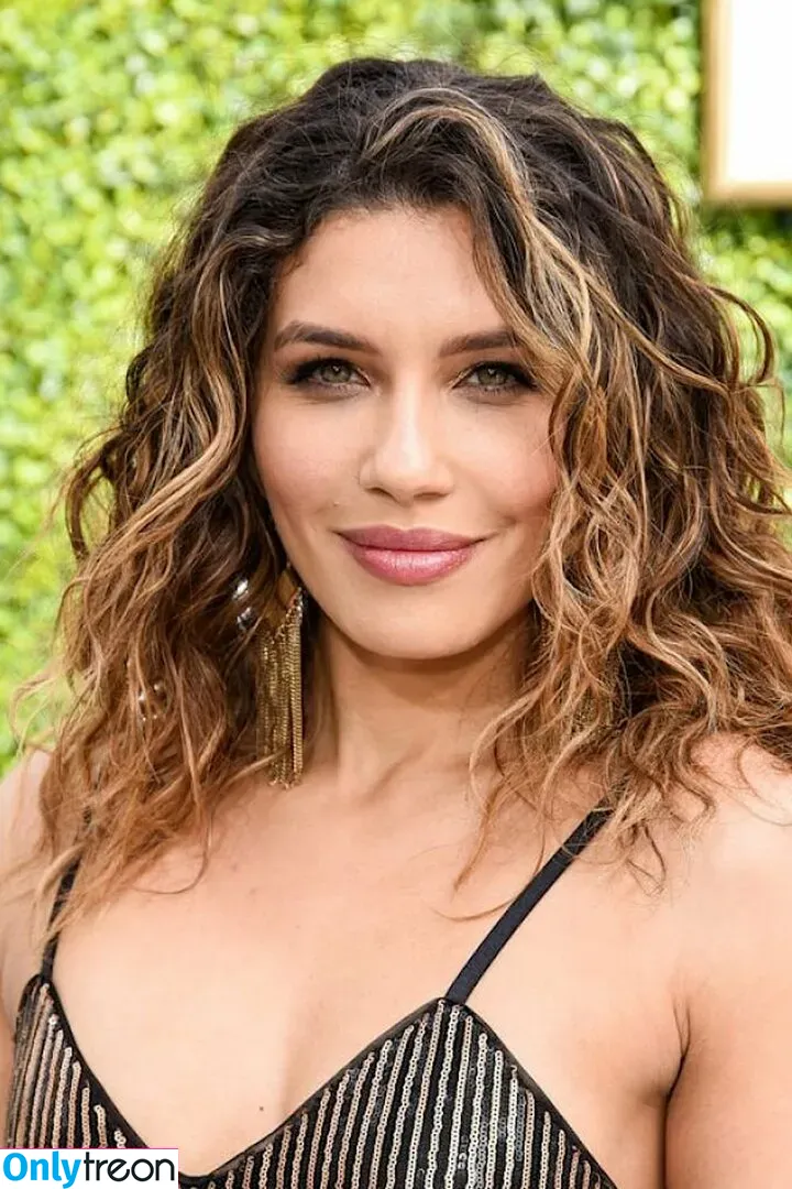 Juliana Harkavy голая photo #0011 (julianaharkavy)