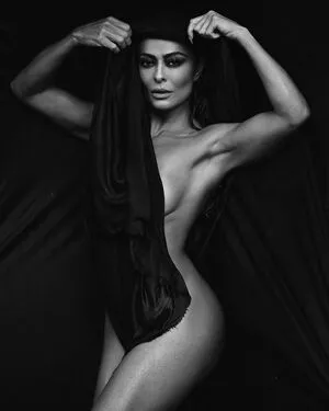 Juliana Paes / julianapaes nude photo #0045