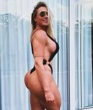 Juliana Salimeni / ex-panicat / jujusalimeni фото голая #0264