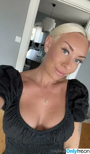 julianaa_bad01 / Julia Naughty swedish girl / Jullan_011 / Jullann_01 / julbm / juliaaswe nude photo #0016