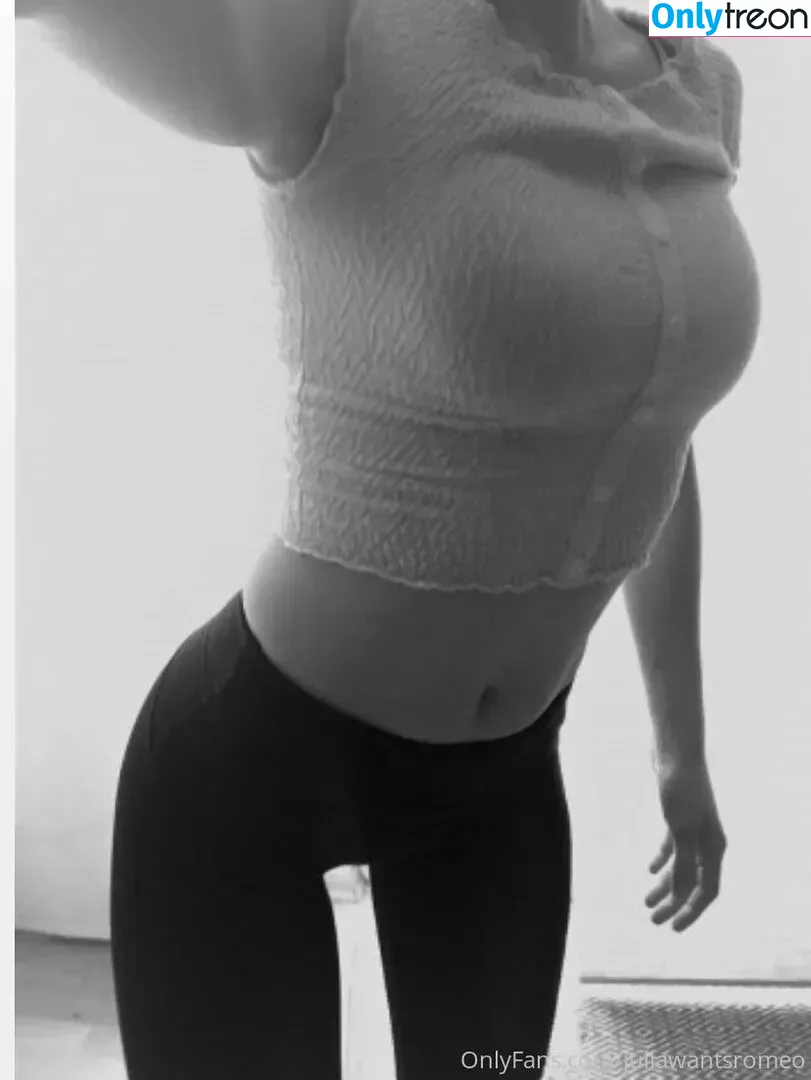 julianawantsromeo nude photo #0008 (julsmontanez)