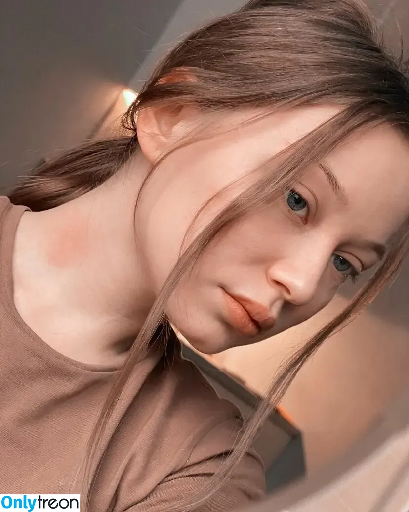 Julianna nude photo #0054 (julianna_ps / nebulax2003 / whorchata03)