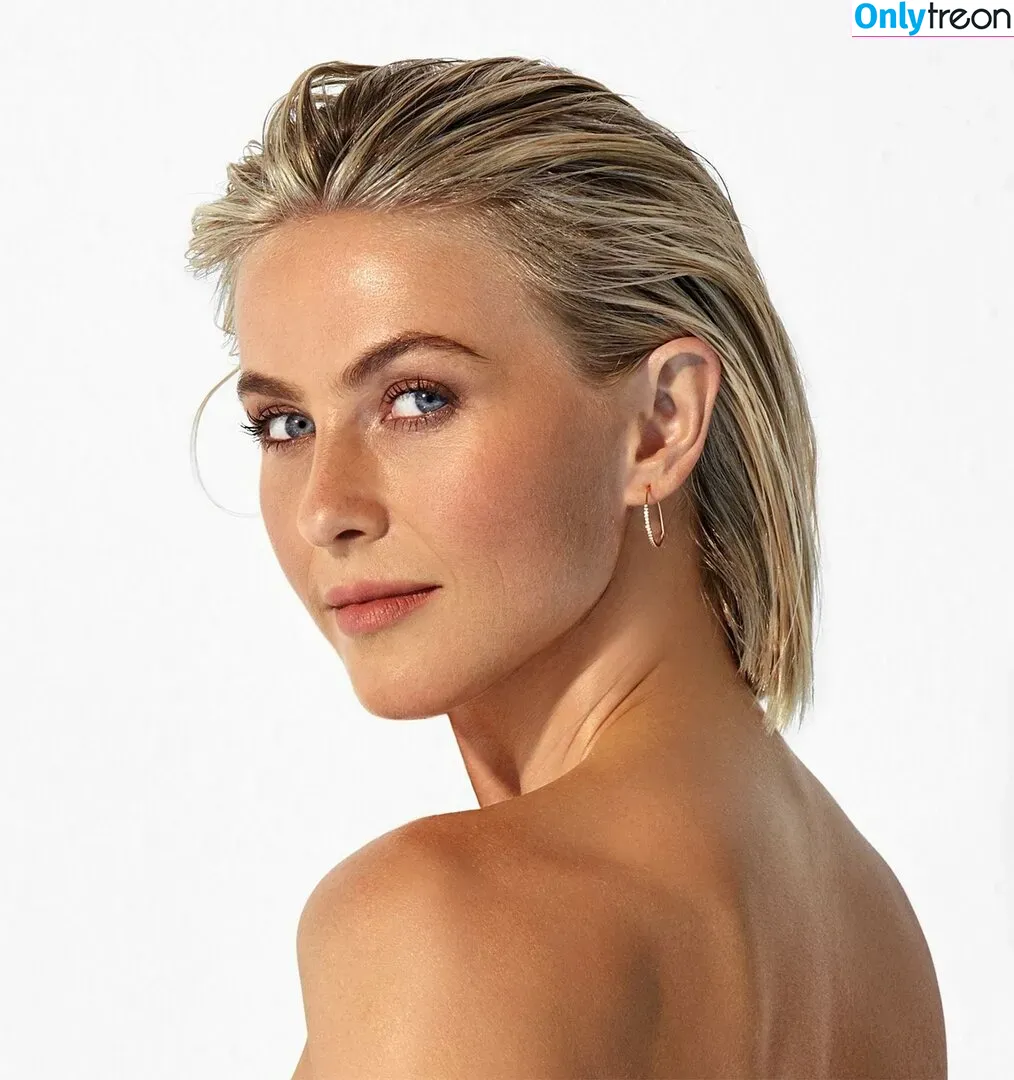 Julianne Hough голая photo #0400 (juleshough)