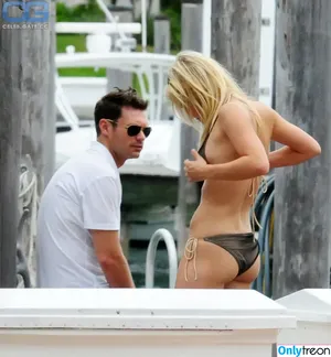 Julianne Hough / juleshough nude photo #1405