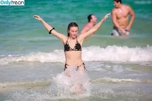 Julianne Hough / juleshough nude photo #1456
