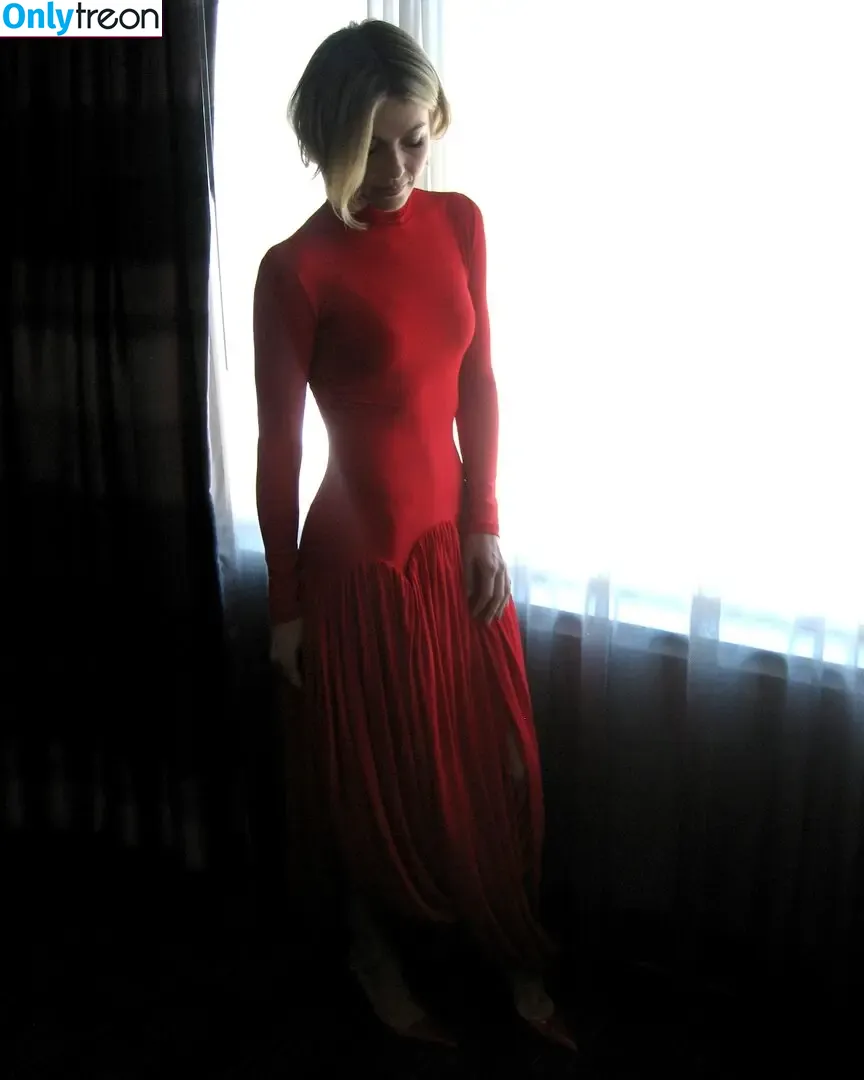 Julianne Hough голая photo #1527 (juleshough)