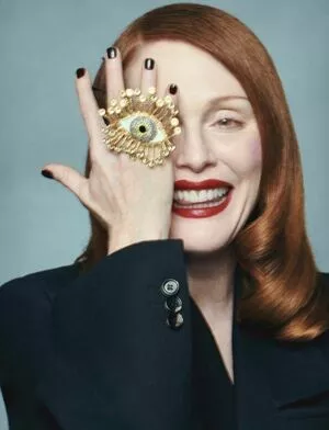 Julianne Moore / juliannemoore фото голая #0097