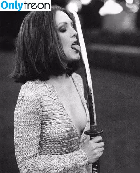 Julianne Moore голая photo #0141 (juliannemoore)