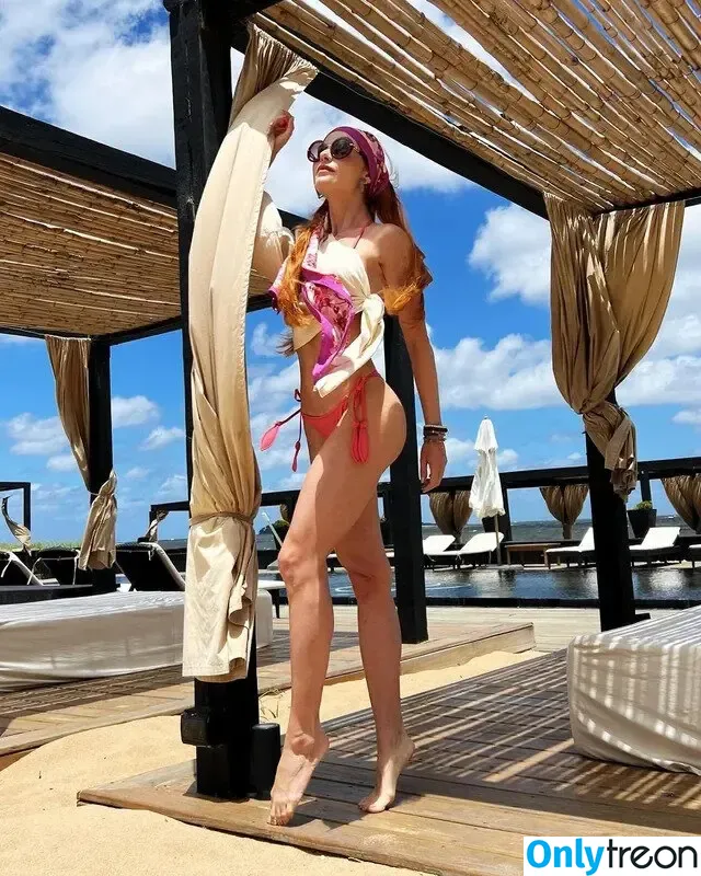 Julianne Trevisol голая photo #0007 (juliannetrevisol)