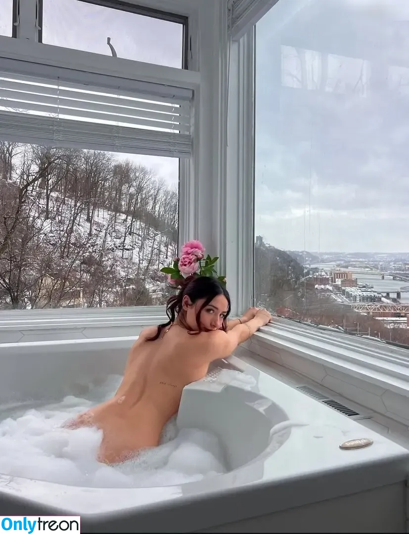 Juliapic nude photo #0010 (jumottax)