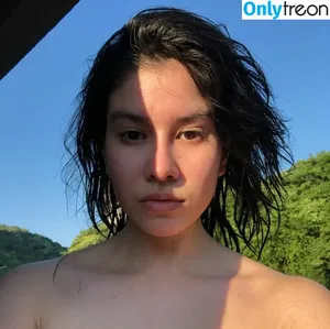 Juliasumire nude photo #0003