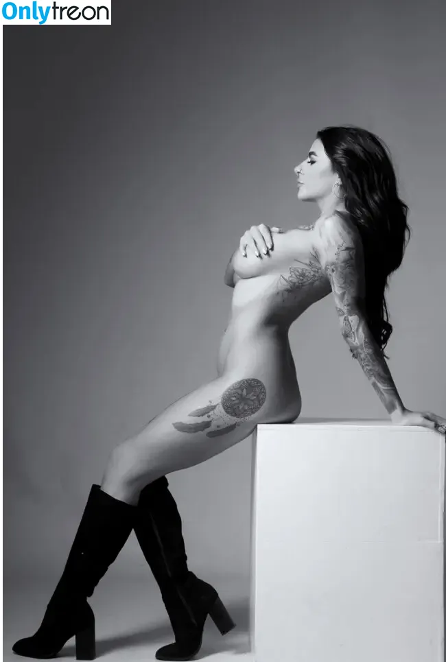 Julieanne McCarthy nude photo #0011 (julessmccarthy / julzmccarthy)