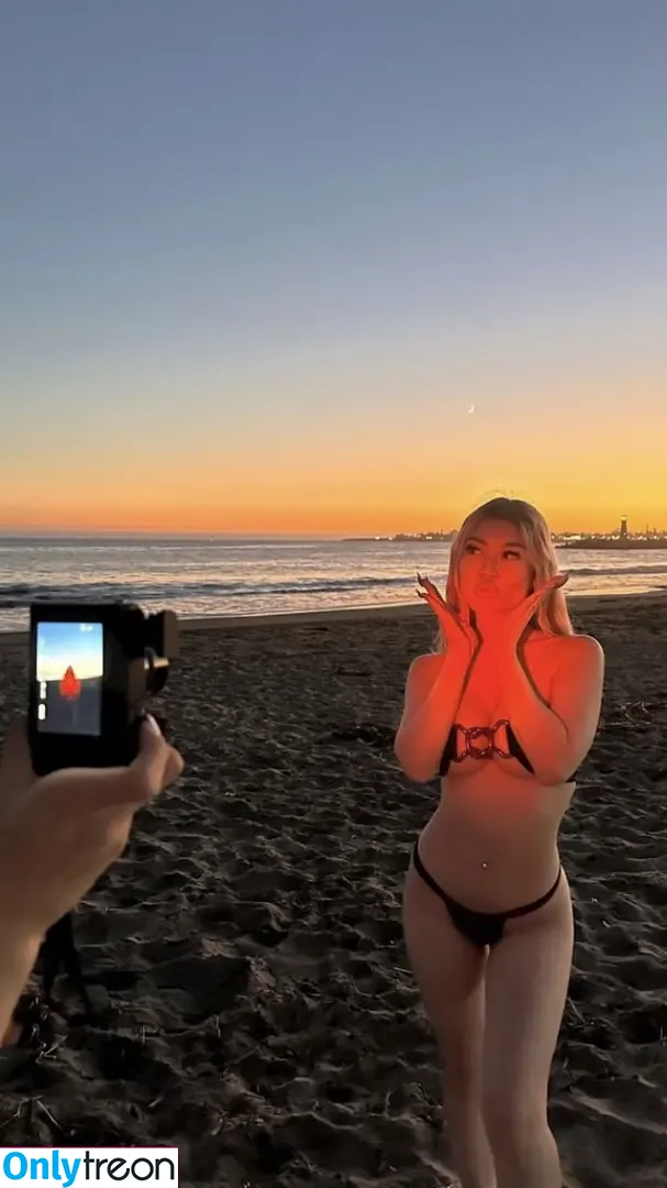 Julieeepham nude photo #0013 (Julieeepham)