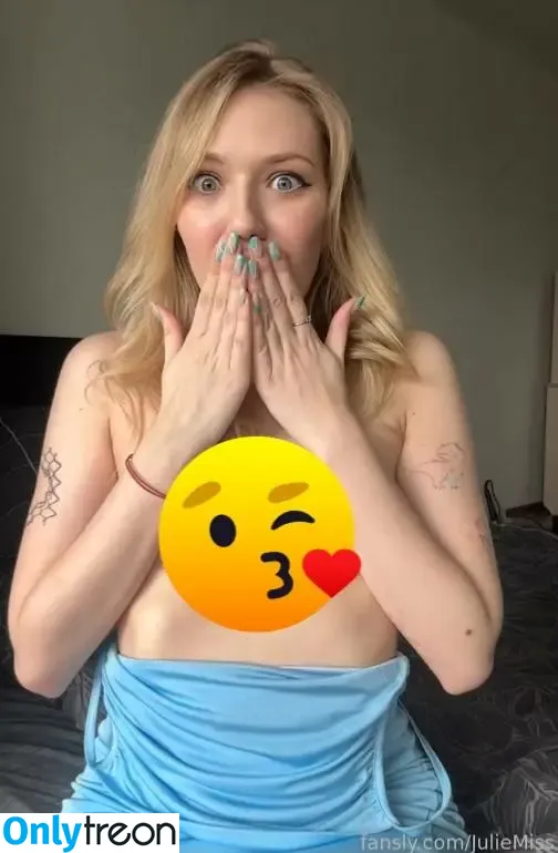 JulieMiss голая photo #0010 (julie__hojdyszova)