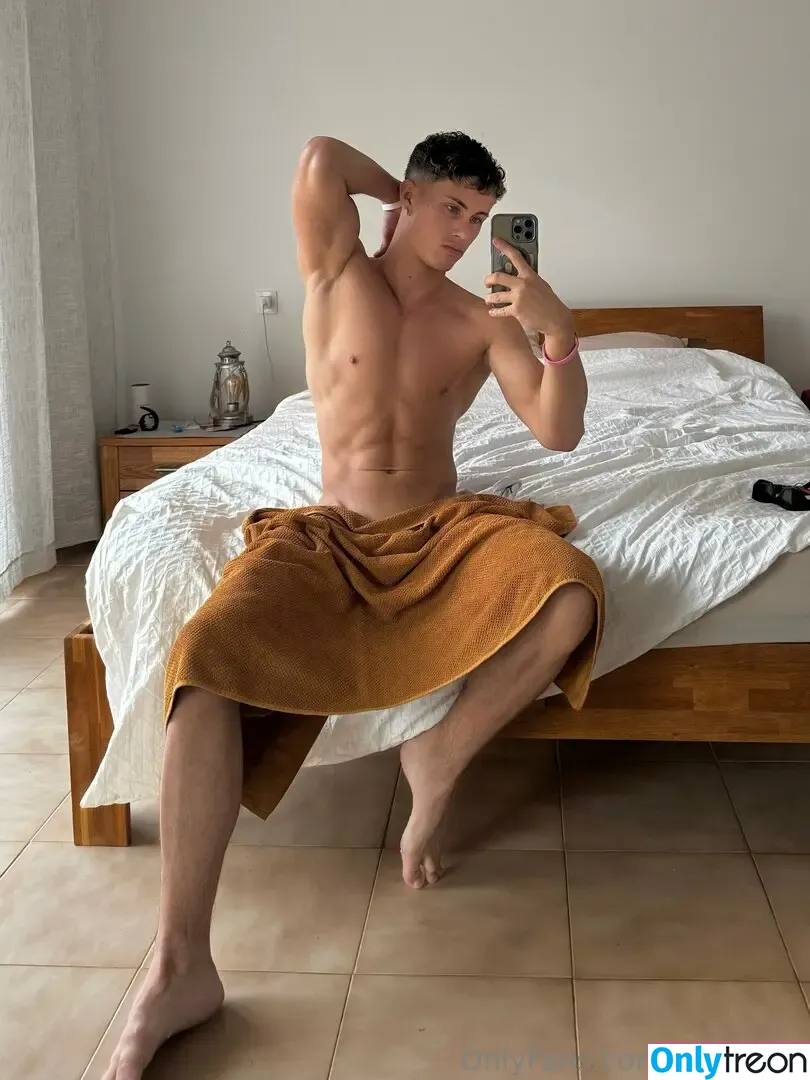 julienpop nude photo #0018 (julienpopvip)