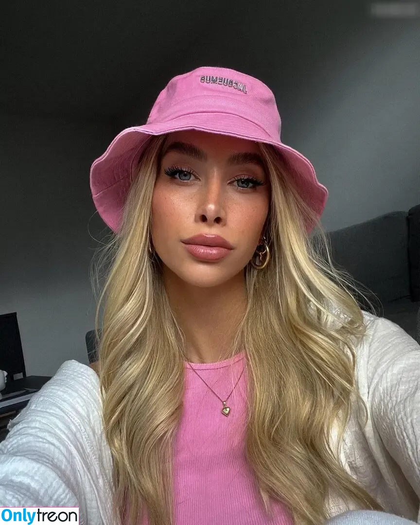 Julietschkaa голая photo #0018 (Julietschkaa)