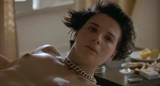 Juliette Binoche / juliettebinoche nude photo #0017