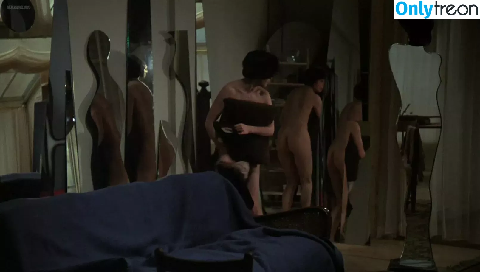 Juliette Binoche nude photo #0007 (juliettebinoche)