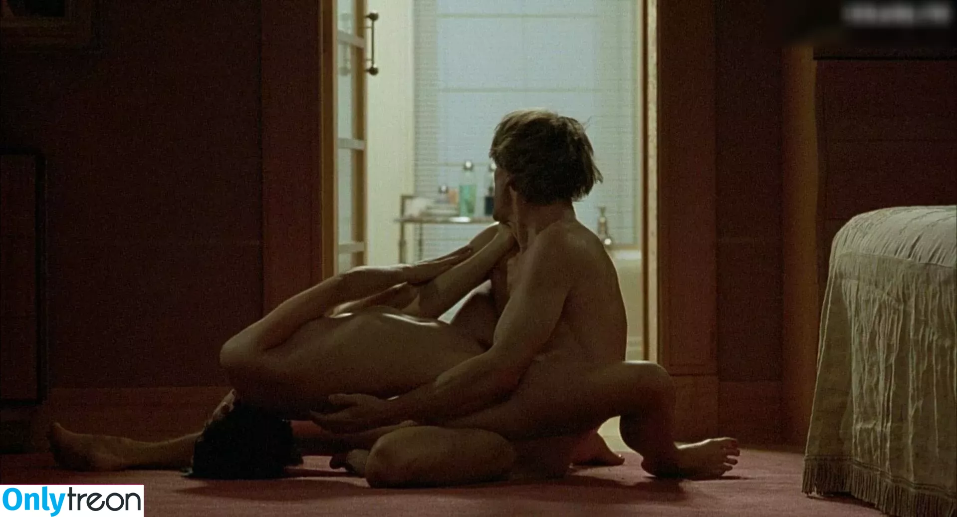 Juliette Binoche nude photo #0050 (juliettebinoche)