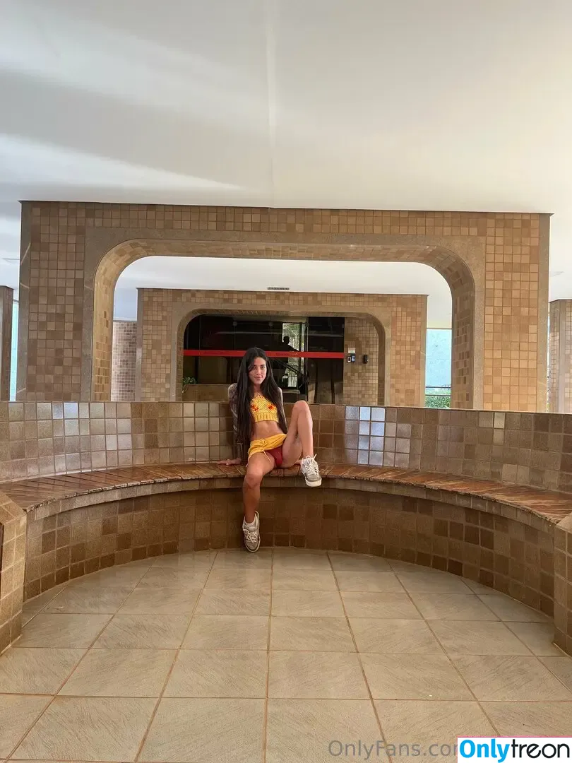 jullyjuicy голая photo #0045 (jullyjuicy7)
