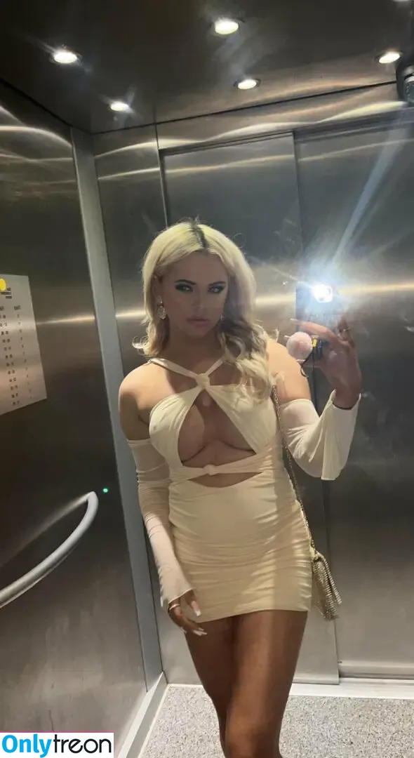 June Heale Swansea nude photo #0017 (juneheale / junehealex)
