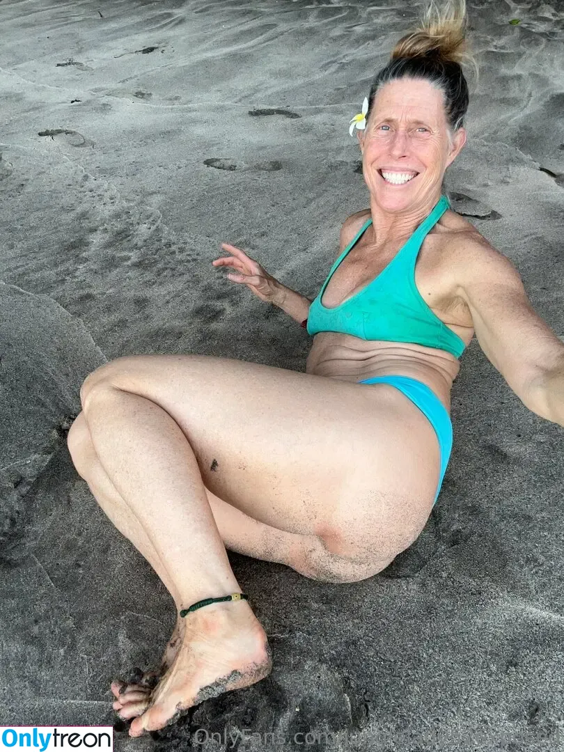 junglelady52exposed nude photo #0126 (ambitiouslady18)
