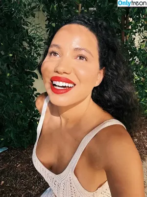 Jurnee Smollett / jurneesmollett nude photo #0714