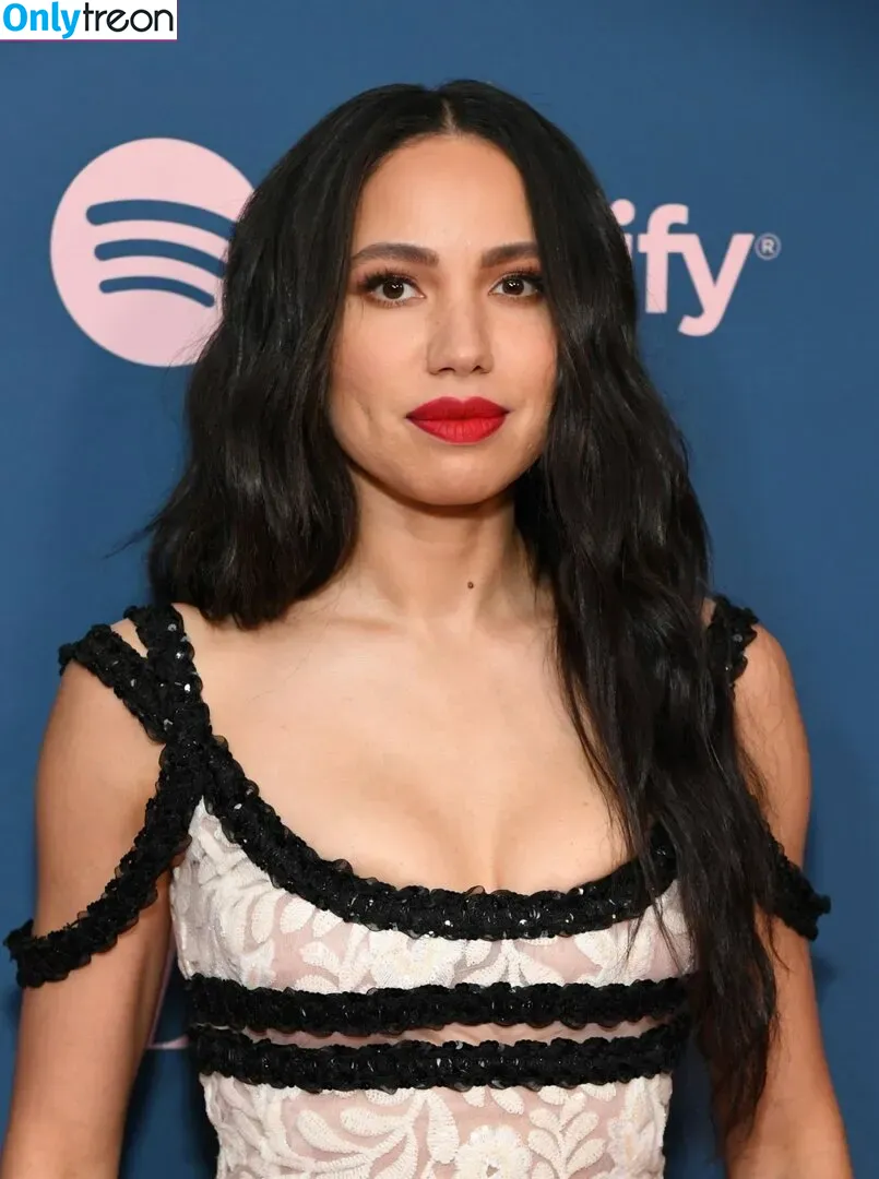 Jurnee Smollett голая photo #0012 (jurneesmollett)