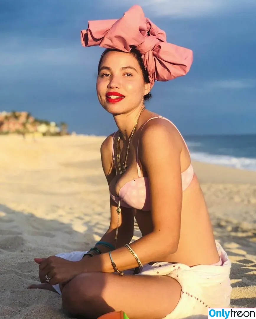 Jurnee Smollett голая photo #0025 (jurneesmollett)