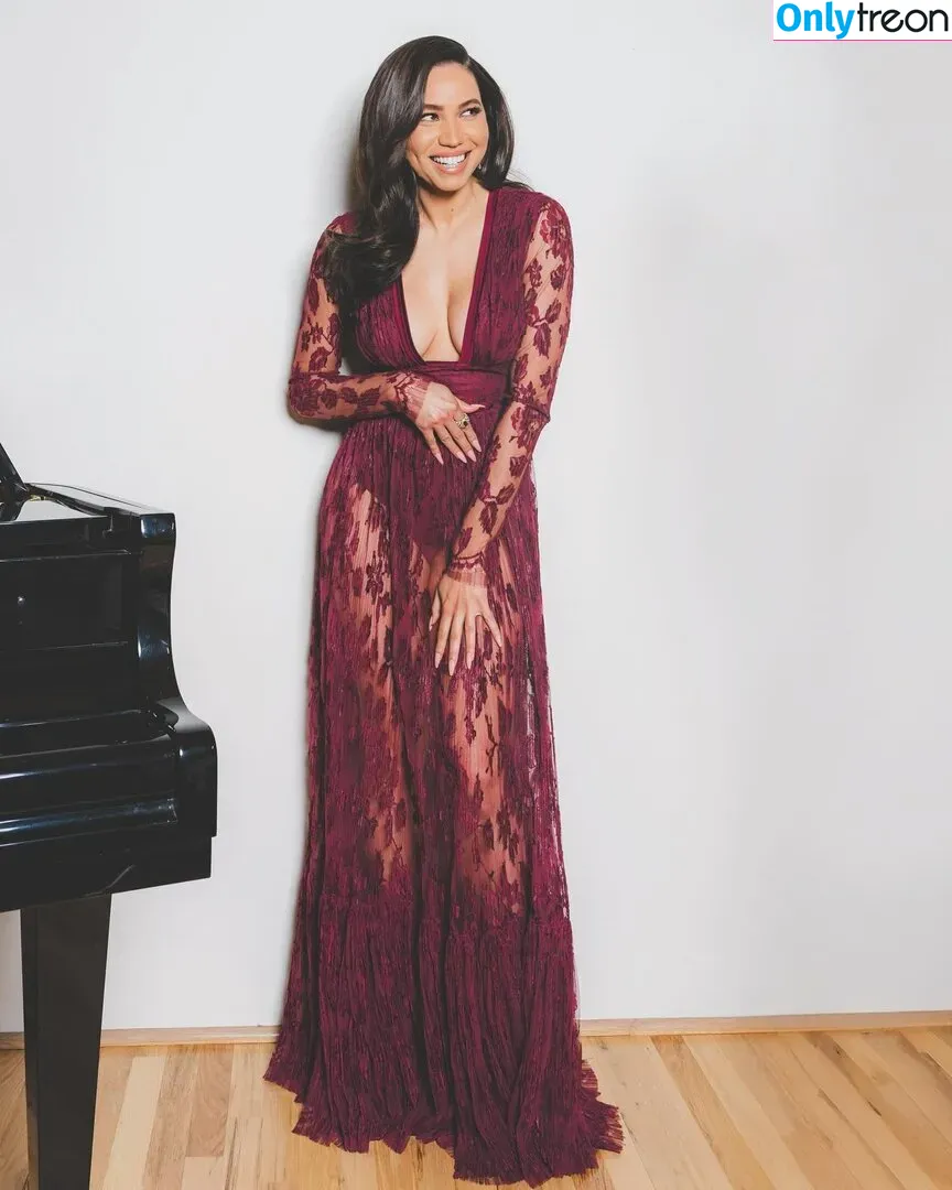 Jurnee Smollett голая photo #0161 (jurneesmollett)