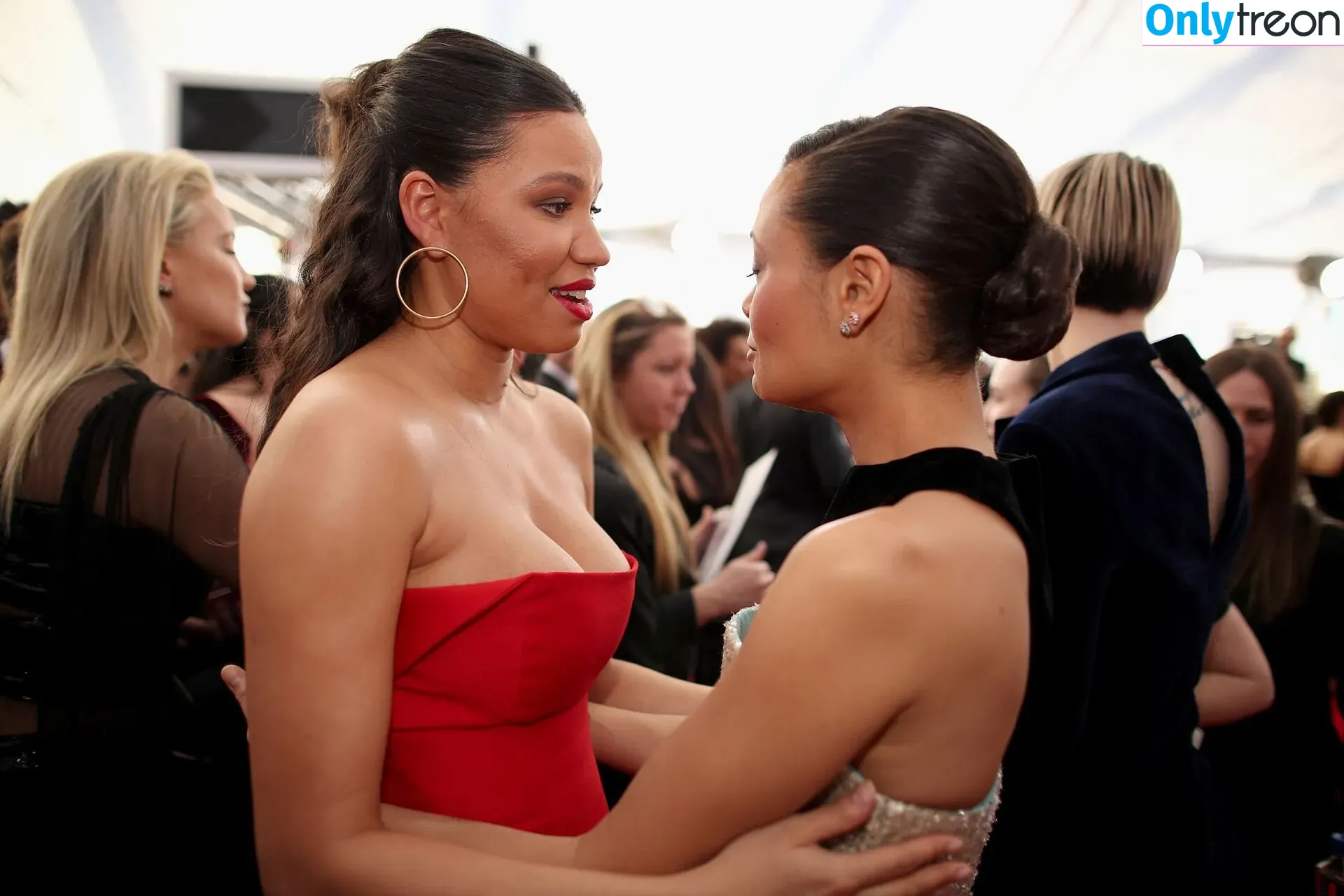 Jurnee Smollett nude photo #0190 (jurneesmollett)