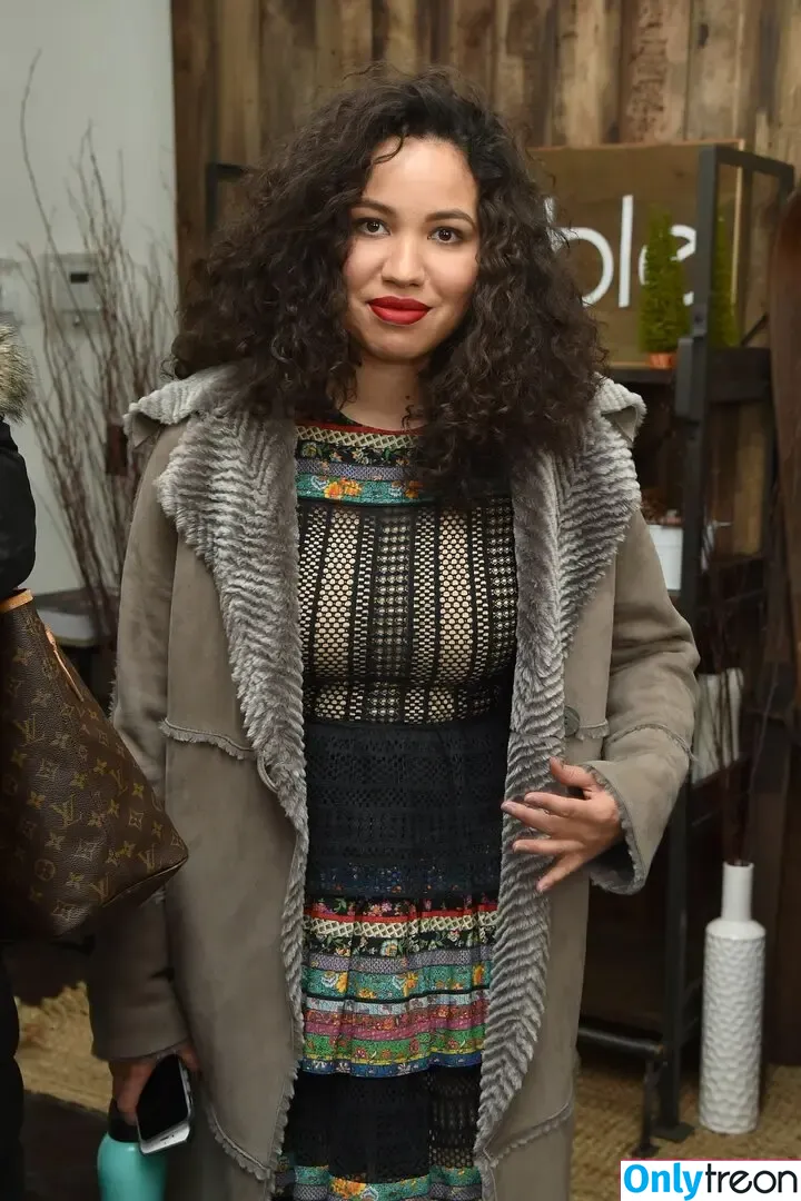 Jurnee Smollett голая photo #0551 (jurneesmollett)