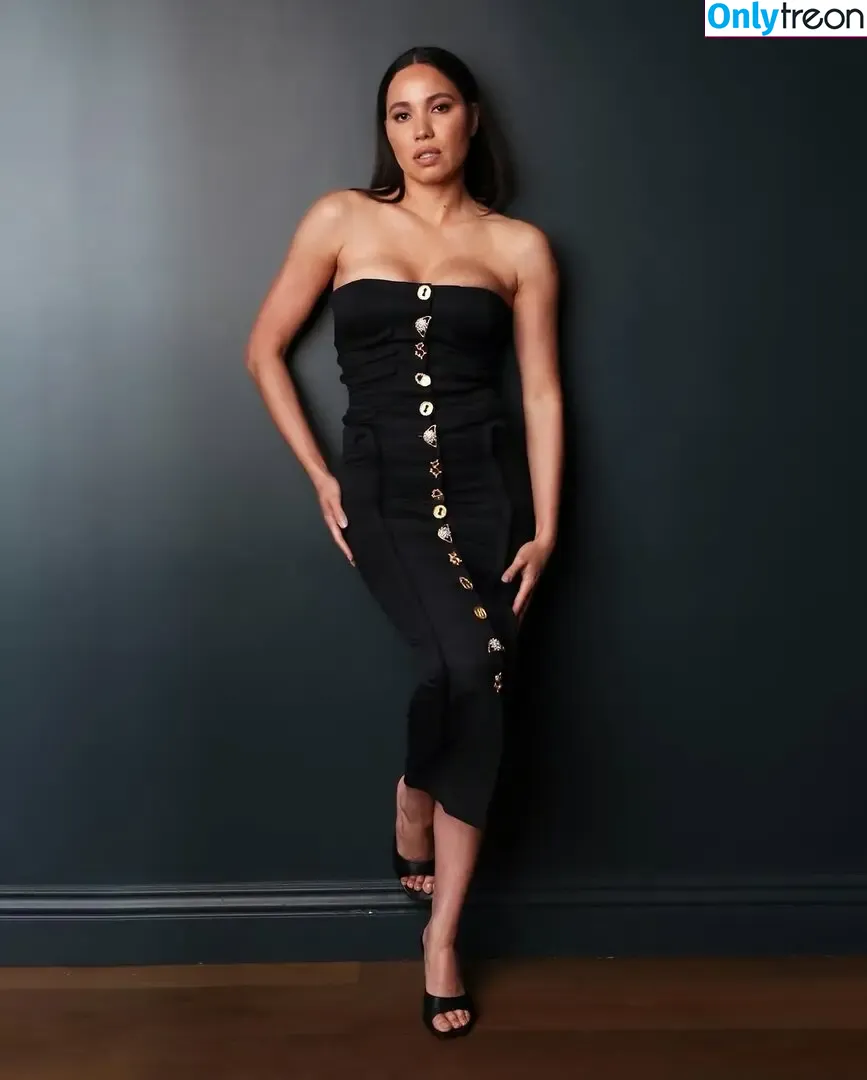 Jurnee Smollett голая photo #0558 (jurneesmollett)