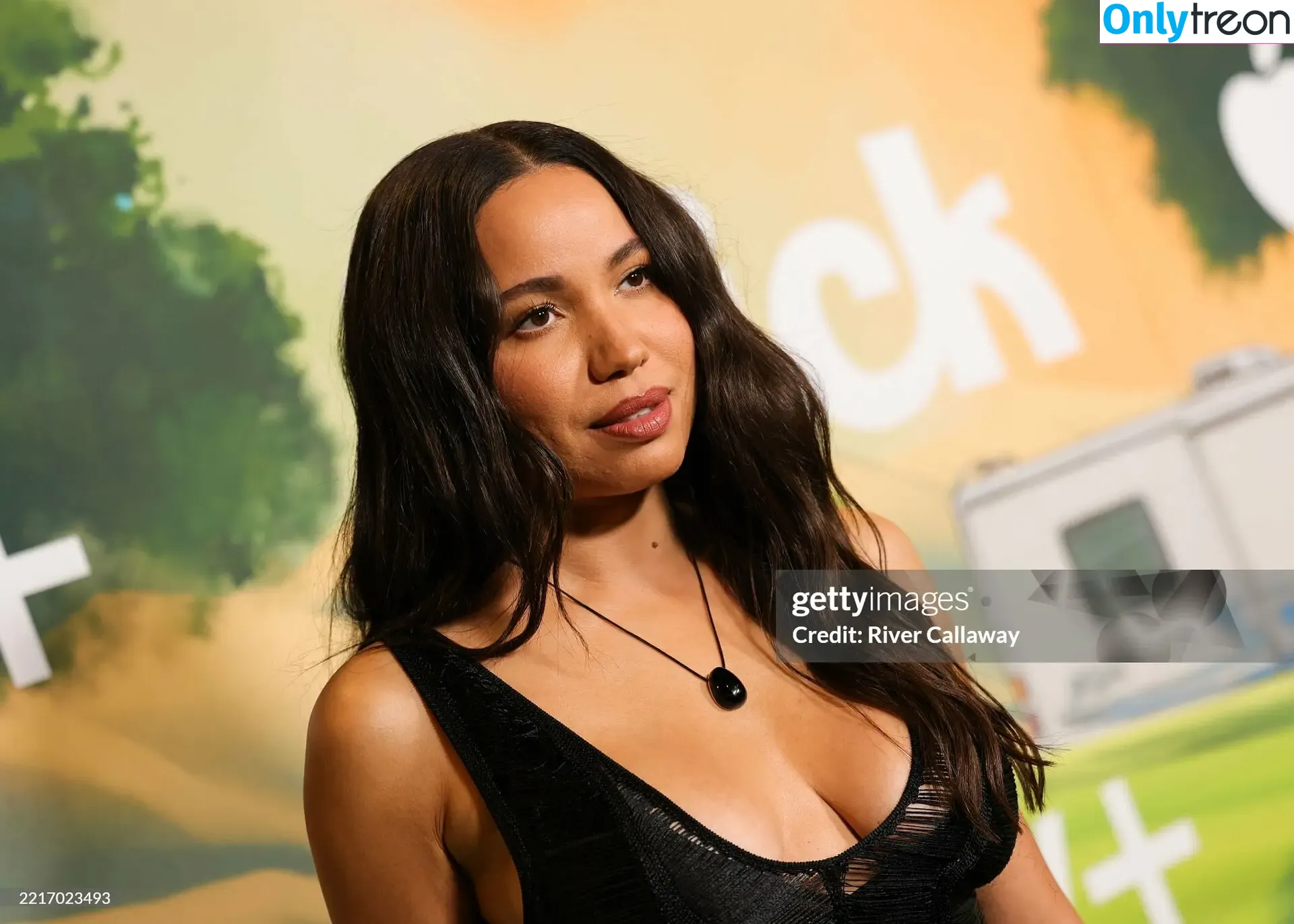 Jurnee Smollett голая photo #0595 (jurneesmollett)