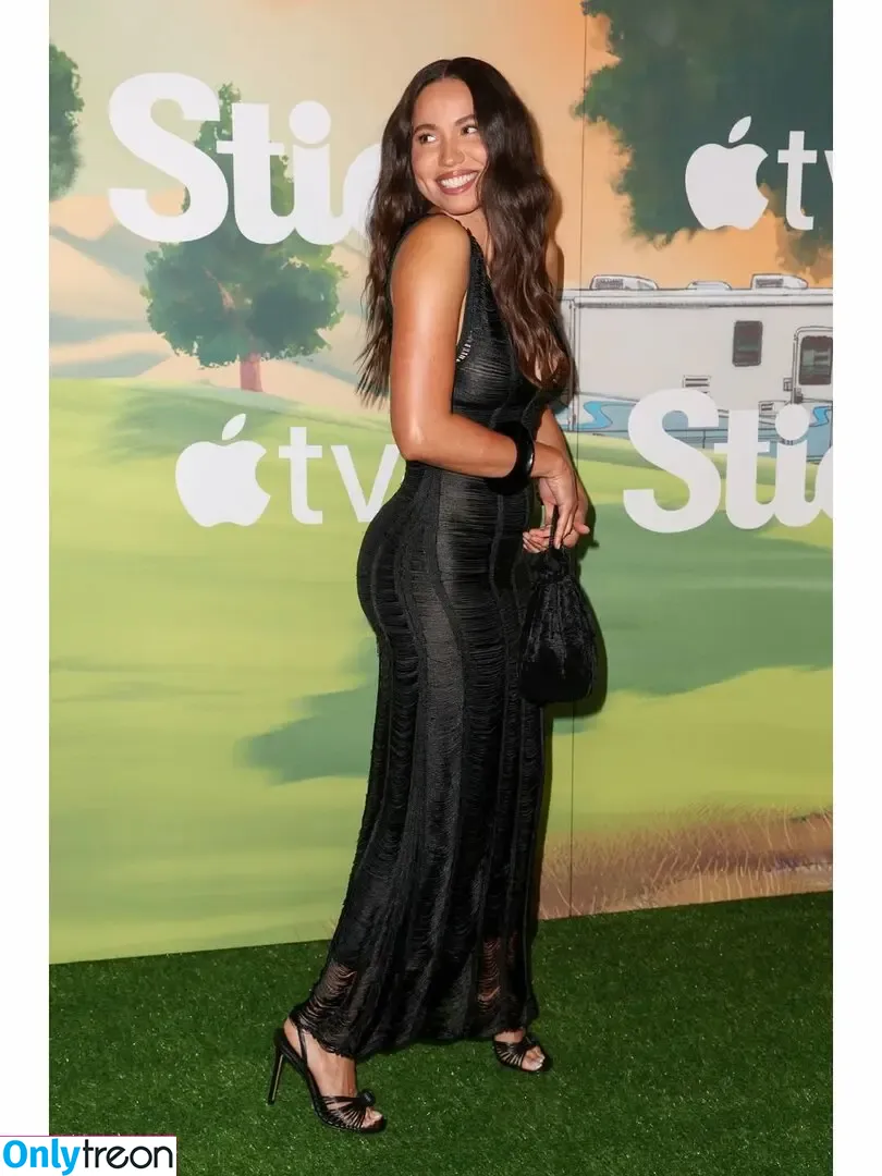 Jurnee Smollett nude photo #0601 (jurneesmollett)