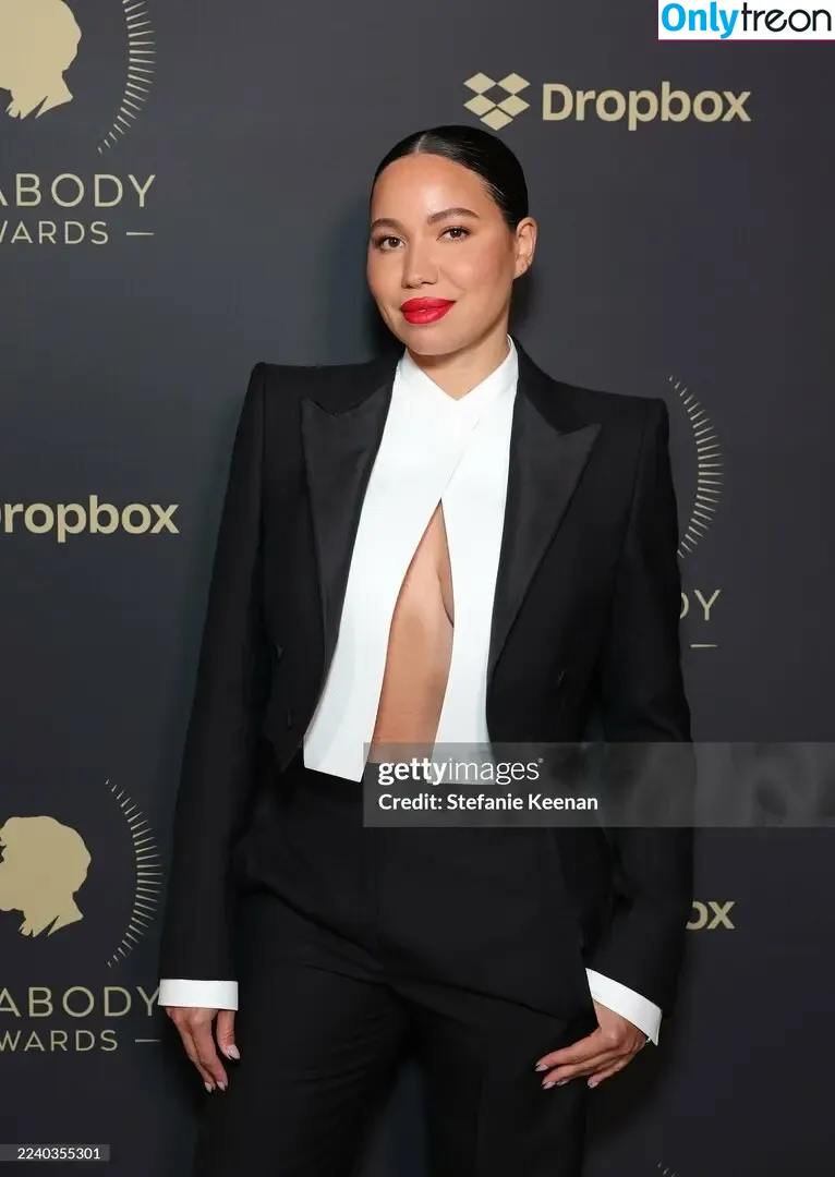 Jurnee Smollett nude photo #0737 (jurneesmollett)