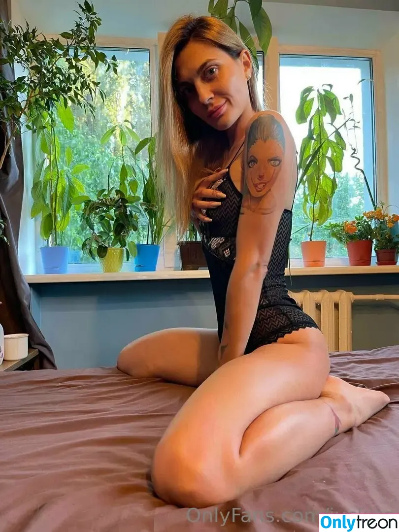 juskiss nude photo #0030 (seealso)