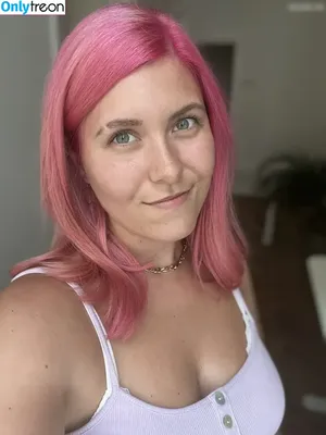 JustBecci / beccisplayground / ilovebitterlife nude photo #0040