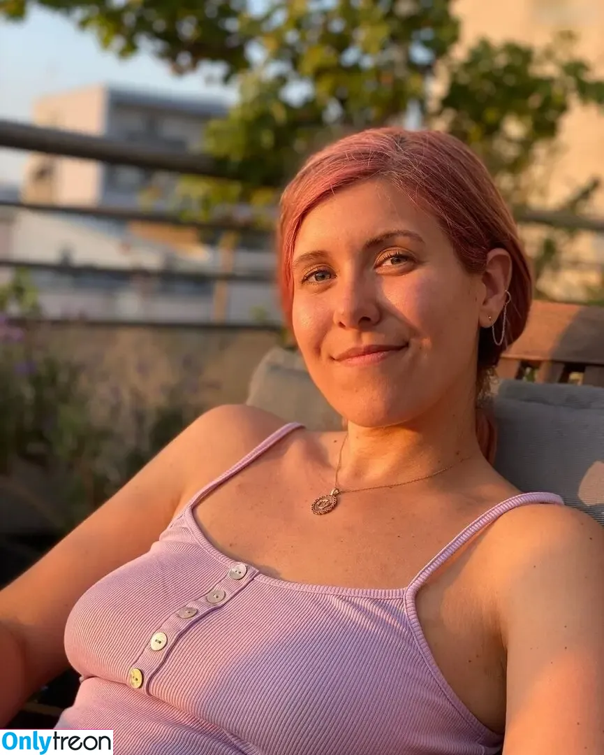JustBecci / beccisplayground nude photo #0013 (ilovebitterlife)