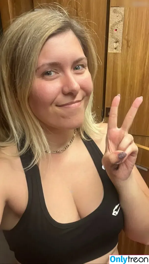 JustBecci / beccisplayground nude photo #0067 (ilovebitterlife)