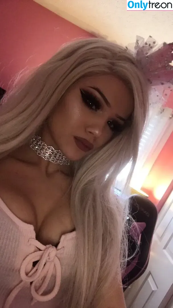 Justfoxii голая photo #0024 (kyleecarterrr)