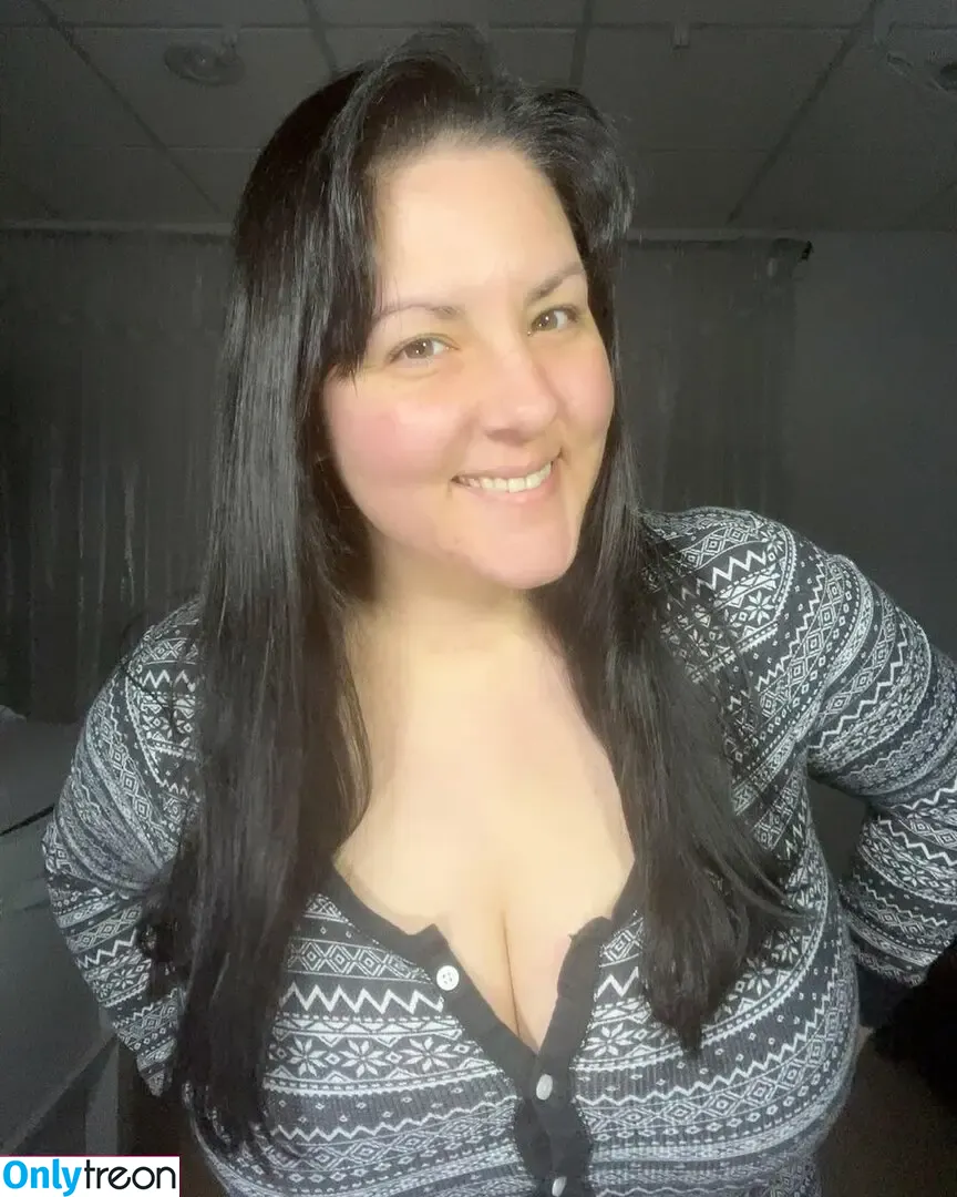 Justhavingfunwithlife nude photo #0064 (happygoluckypyr / just_having_fun_with_lifeagain / justsmilesandjoy)