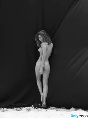 Justin Julia Pezzoni / justin_pezzoni nude photo #0001