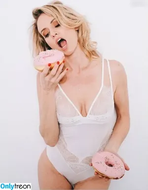 Justine Mattera / justineelizabethmattera фото голая #0131