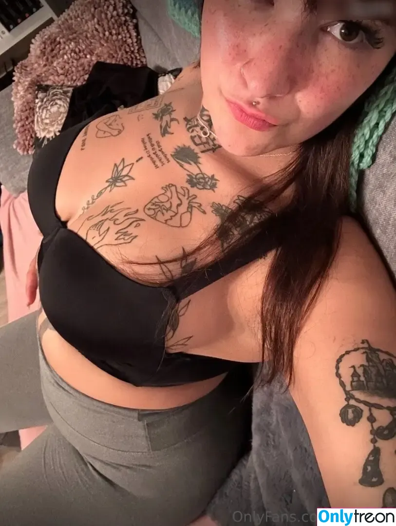 JustLauri nude photo #0058 (JustLauri)