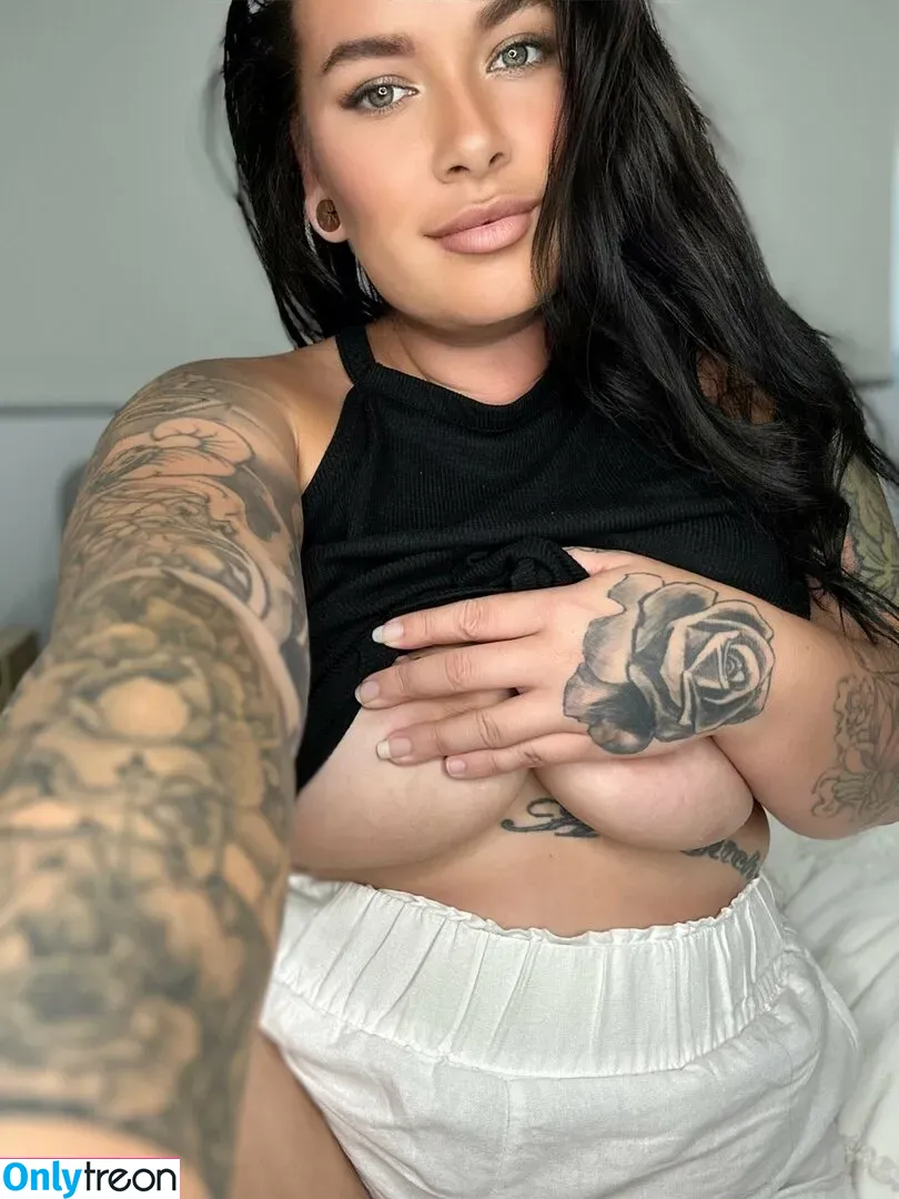 justyouraveragemum_x nude photo #0159 (oitslicious)