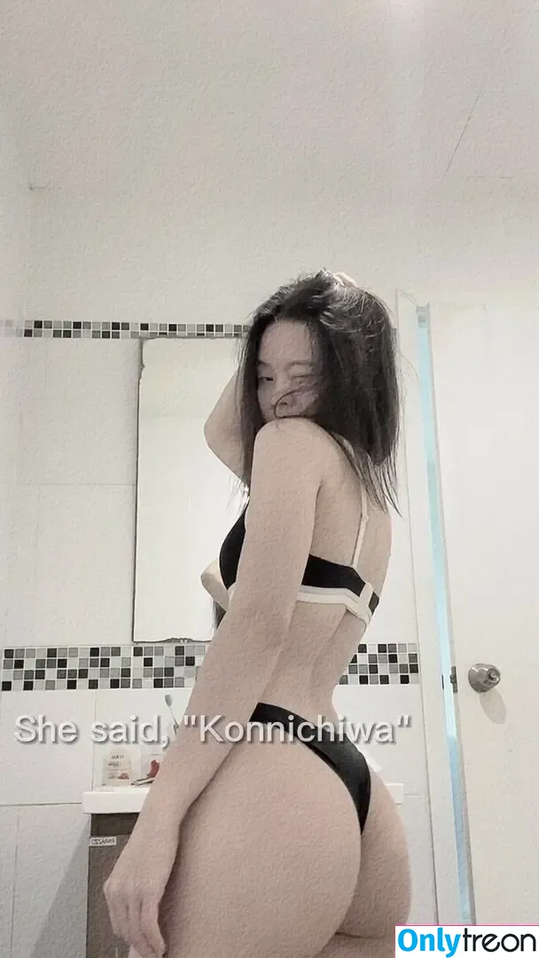 Jutarat_99s nude photo #0031 (Beam_99s)