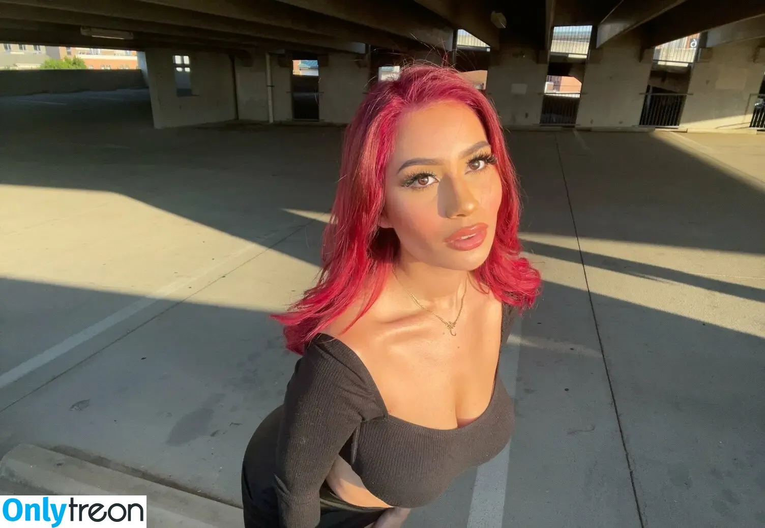 jxcberry nude photo #0010 (yellatmemommy)