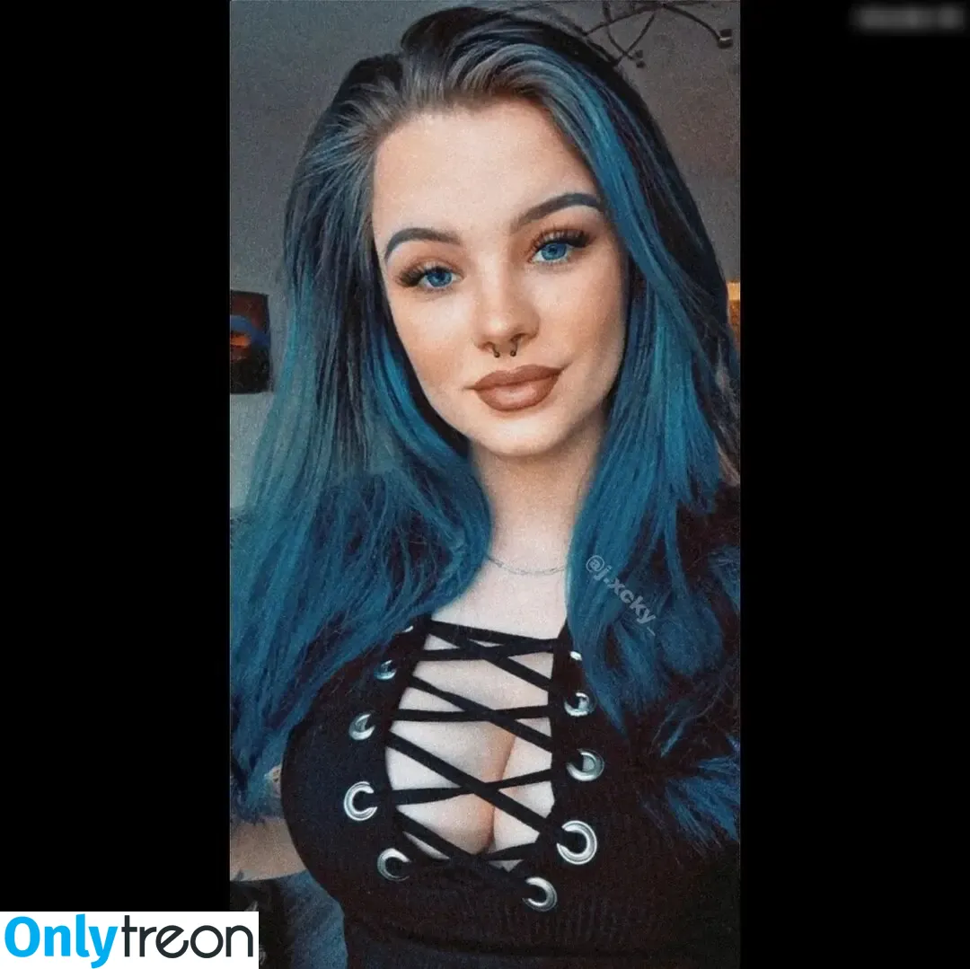 Jxxcky nude photo #0003 (Jxcky / j.xcky_)